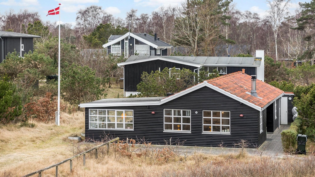 Photo of Others in Grena Strand