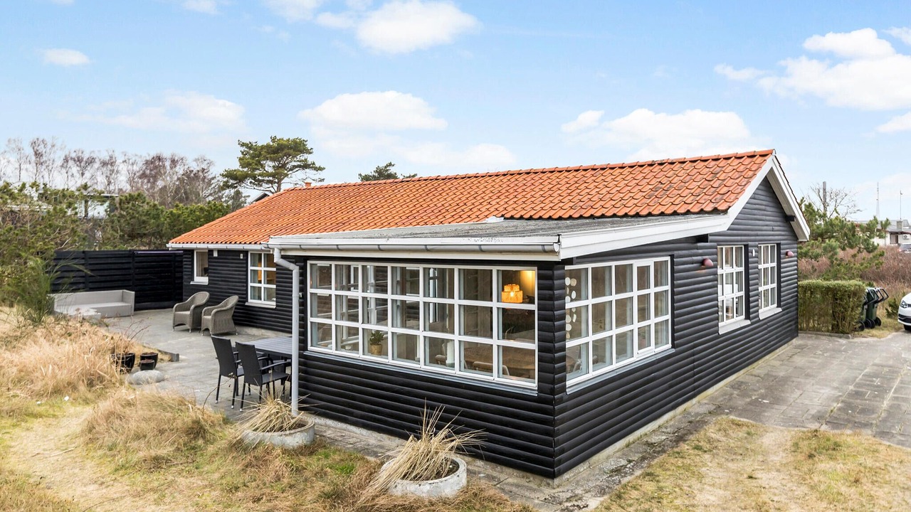 Photo of Others in Grena Strand