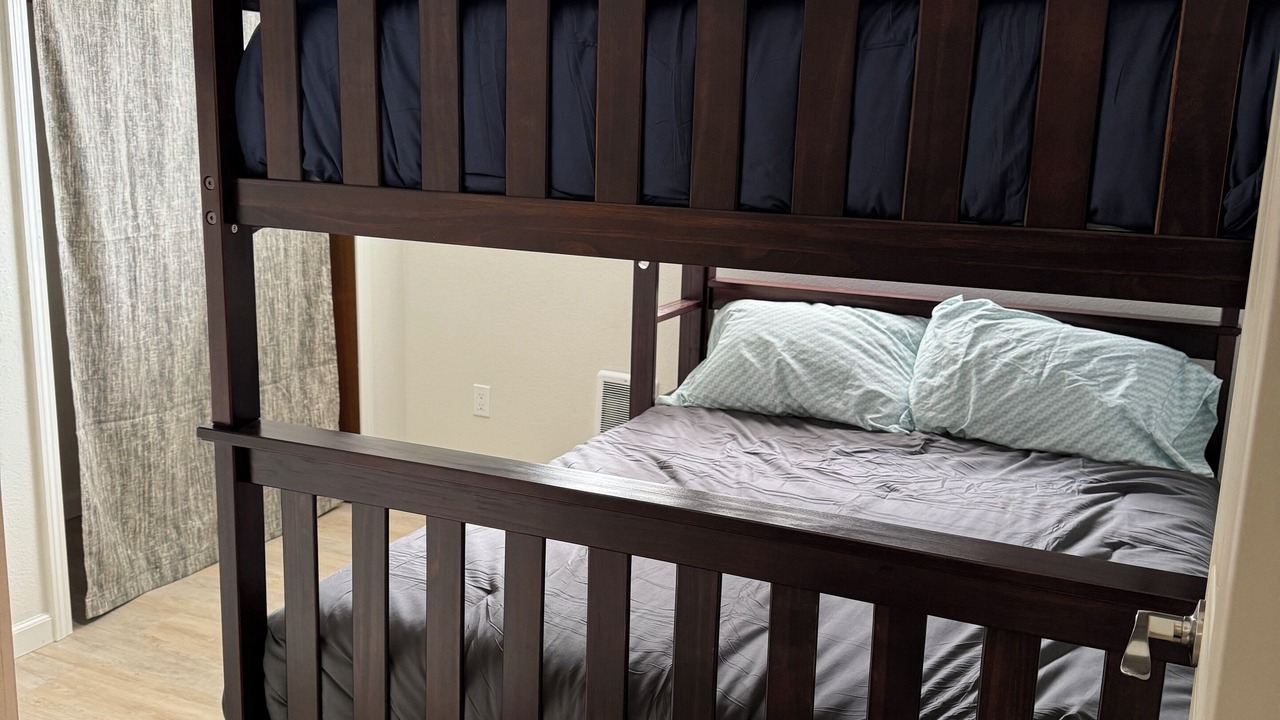 Photo of Bedroom in Everett