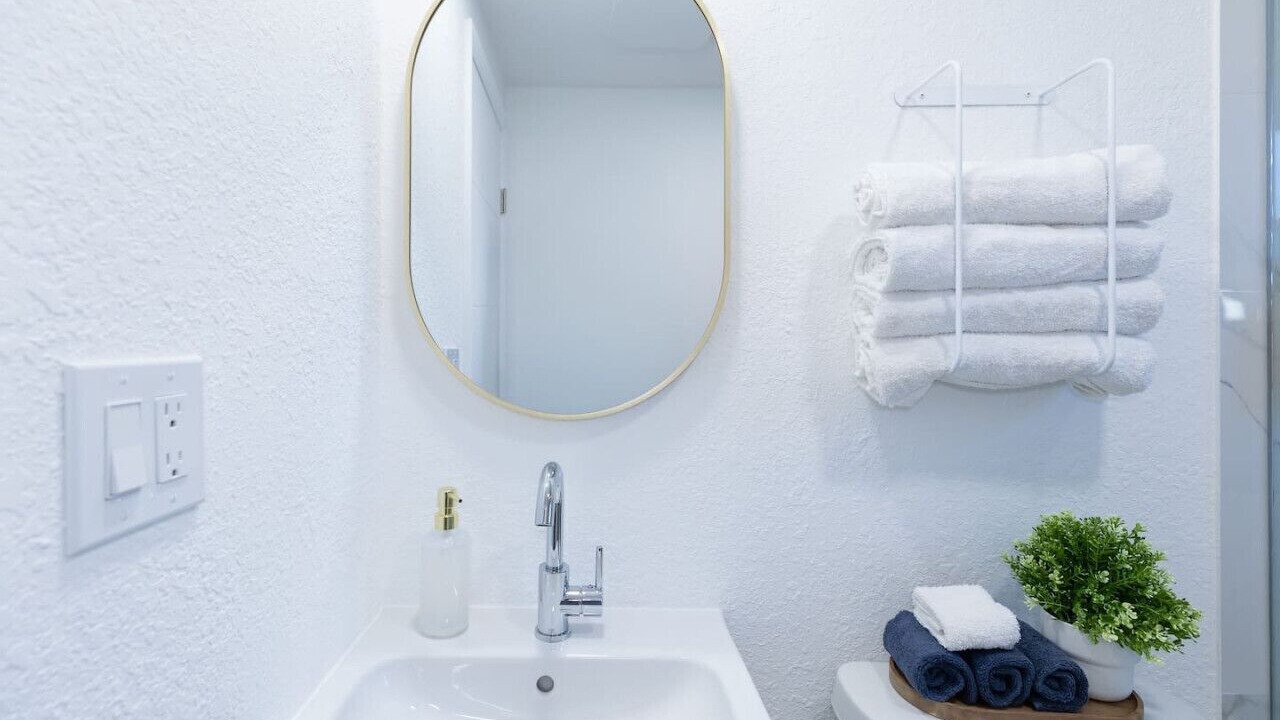 Photo of Bathroom in Allapattah