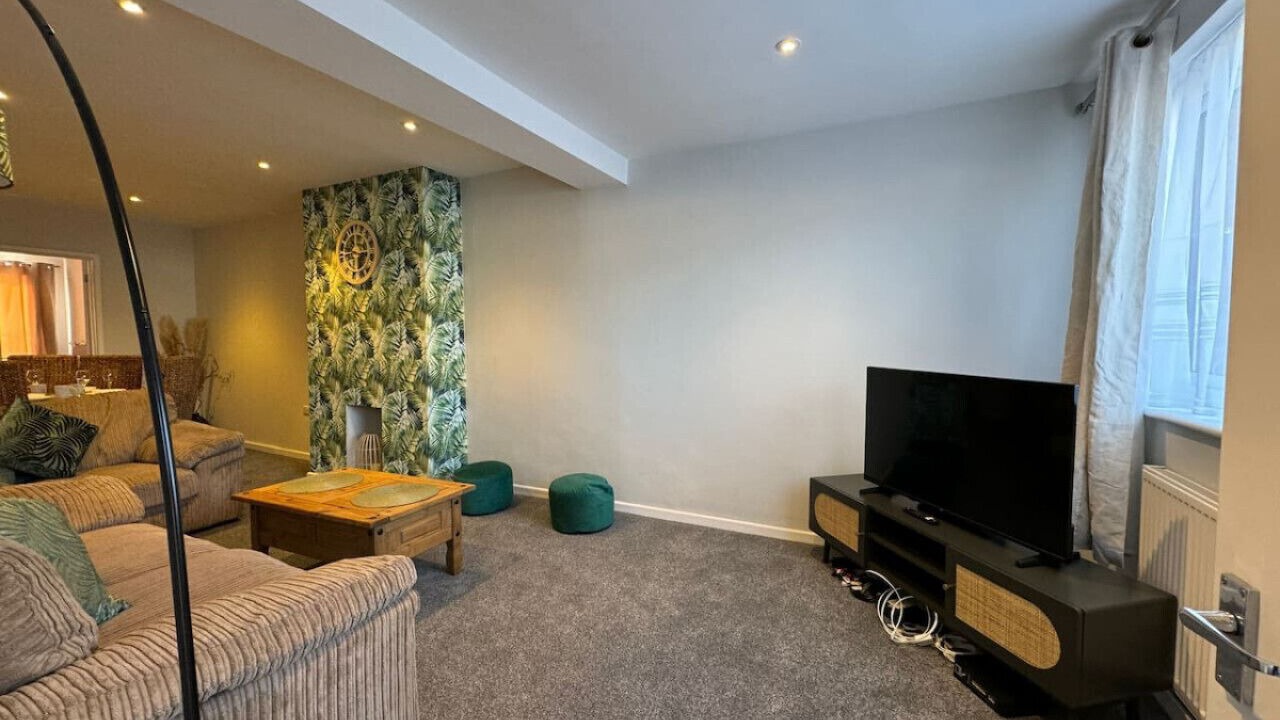 Photo of Livingroom in Swindon