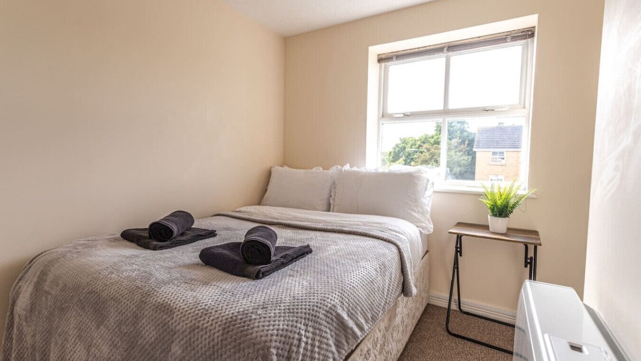 Photo of Bedroom in Swindon