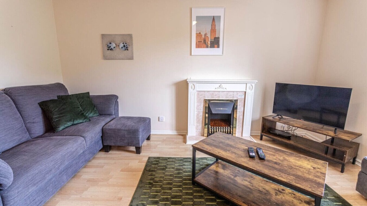 Photo of Livingroom in Swindon