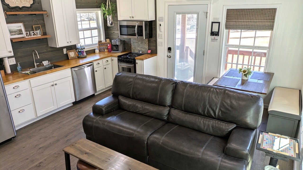 Photo of Livingroom in Tyler