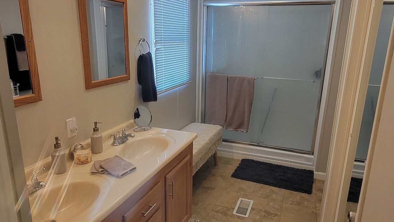 Photo of Bathroom in Tonto Basin