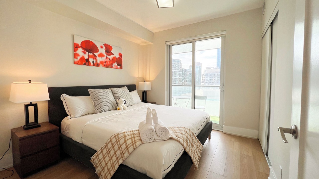 Photo of Bedroom in Toronto Entertainment District