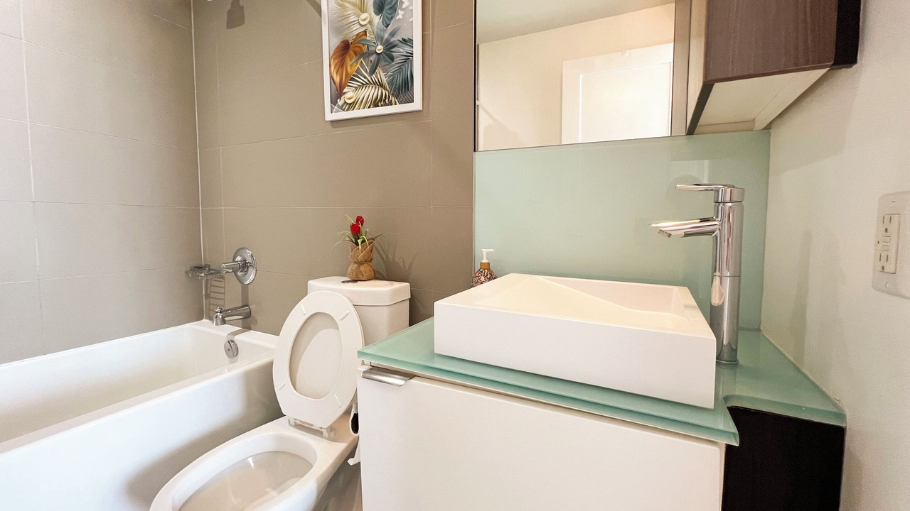 Photo of Bathroom in Toronto Entertainment District