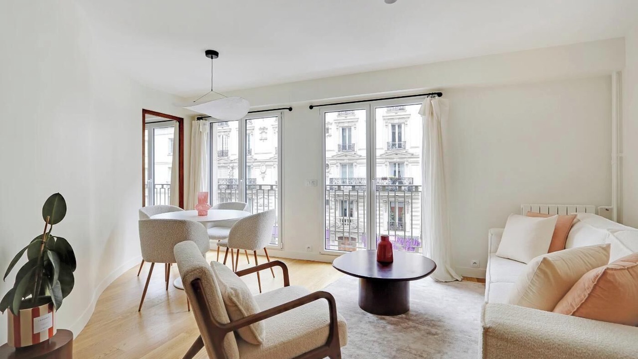 Photo of Livingroom in Quartier de l'Ecole-Militaire