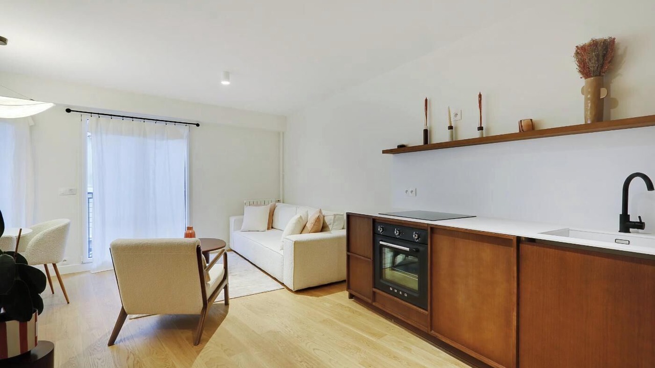 Photo of Livingroom in Quartier de l'Ecole-Militaire