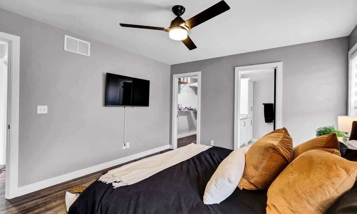 Photo of Bedroom in Bardstown