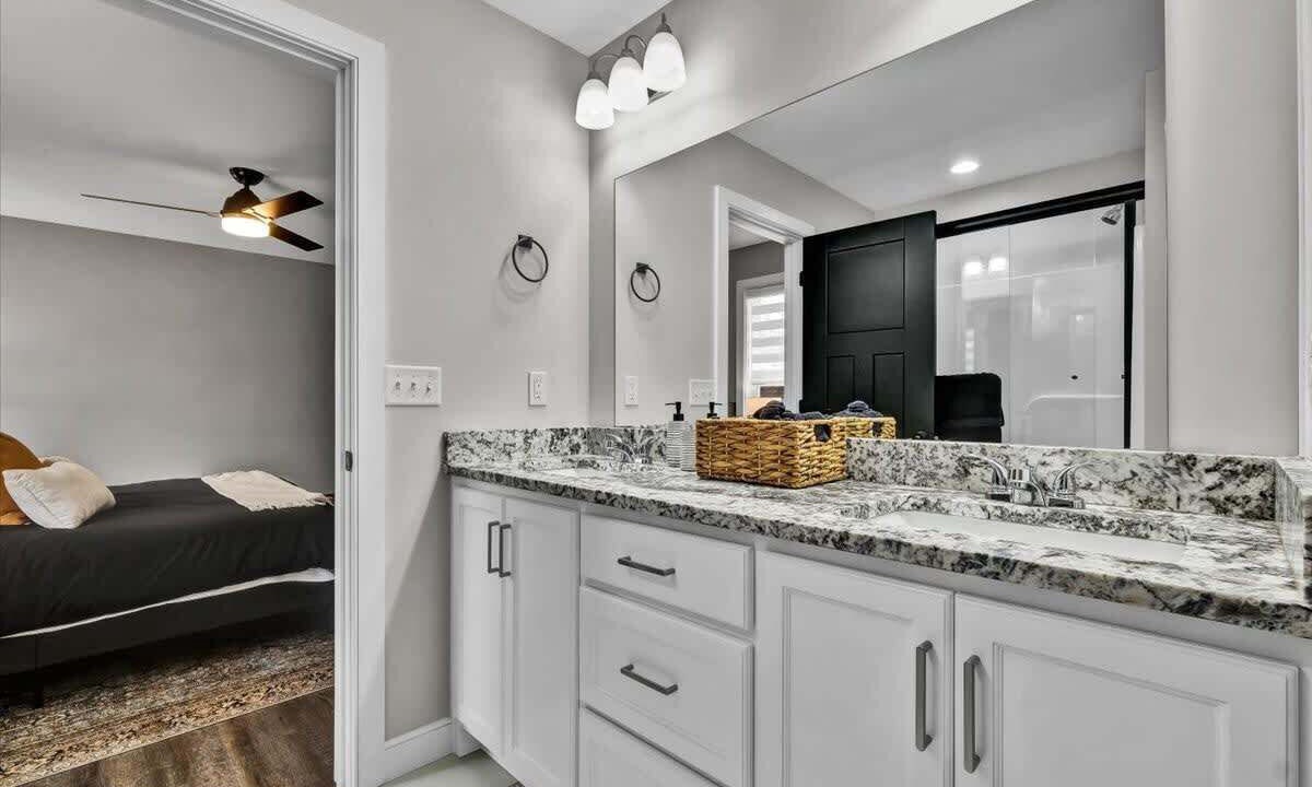 Photo of Bathroom in Bardstown