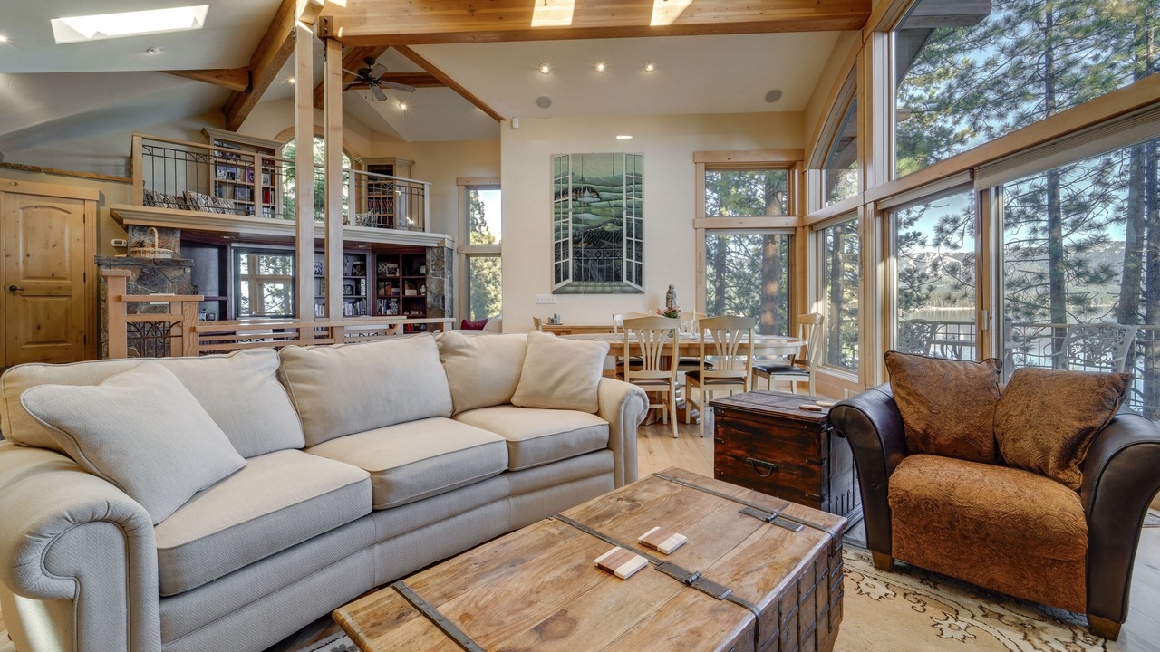 Photo of Livingroom in Crystal Bay