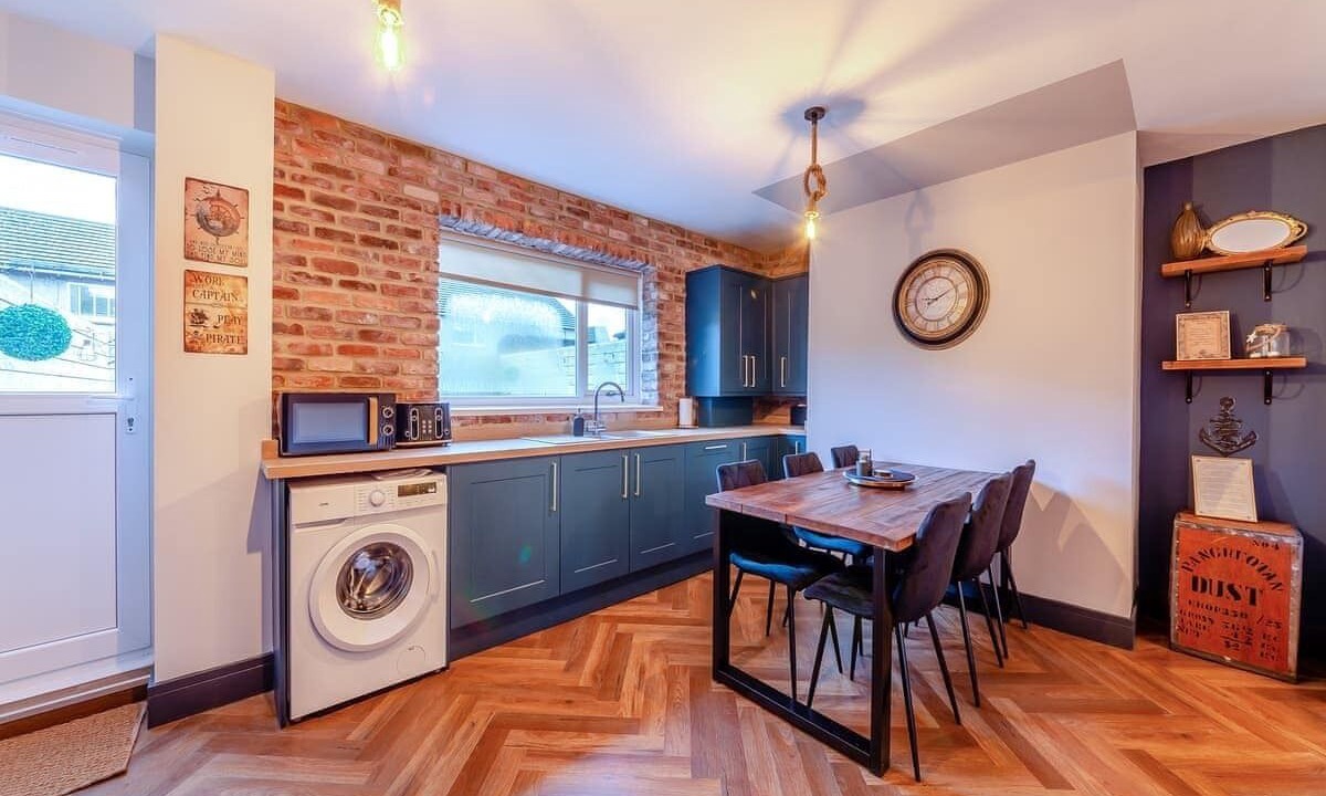 Photo of Others in Amble