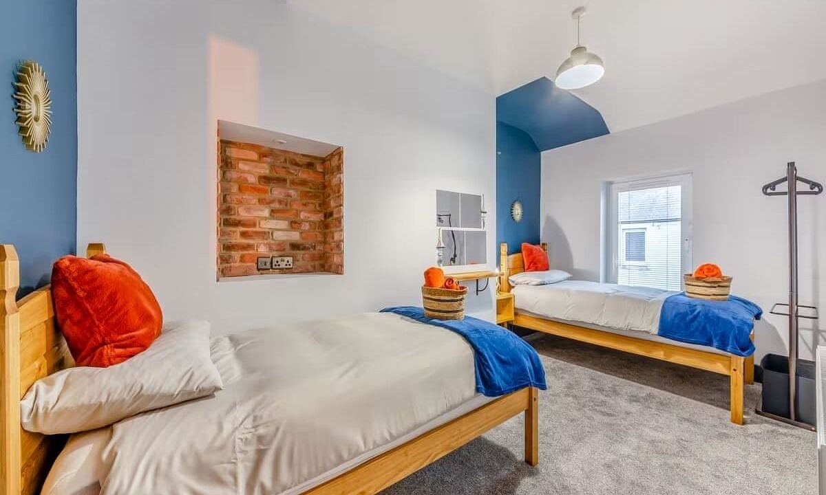 Photo of Others in Amble