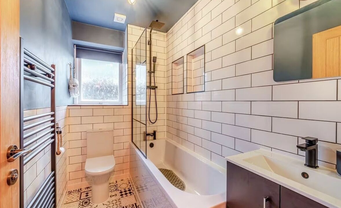 Photo of Bathroom in Amble