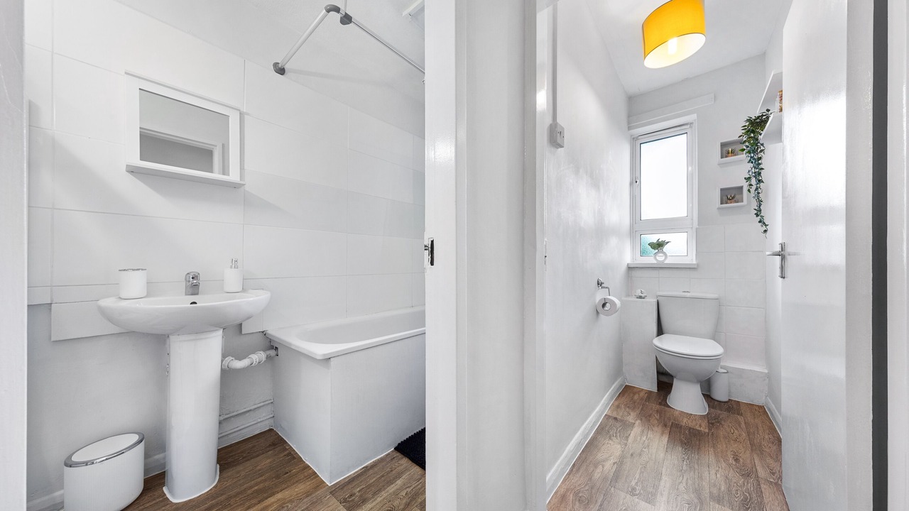 Photo of Bathroom in Coldharbour