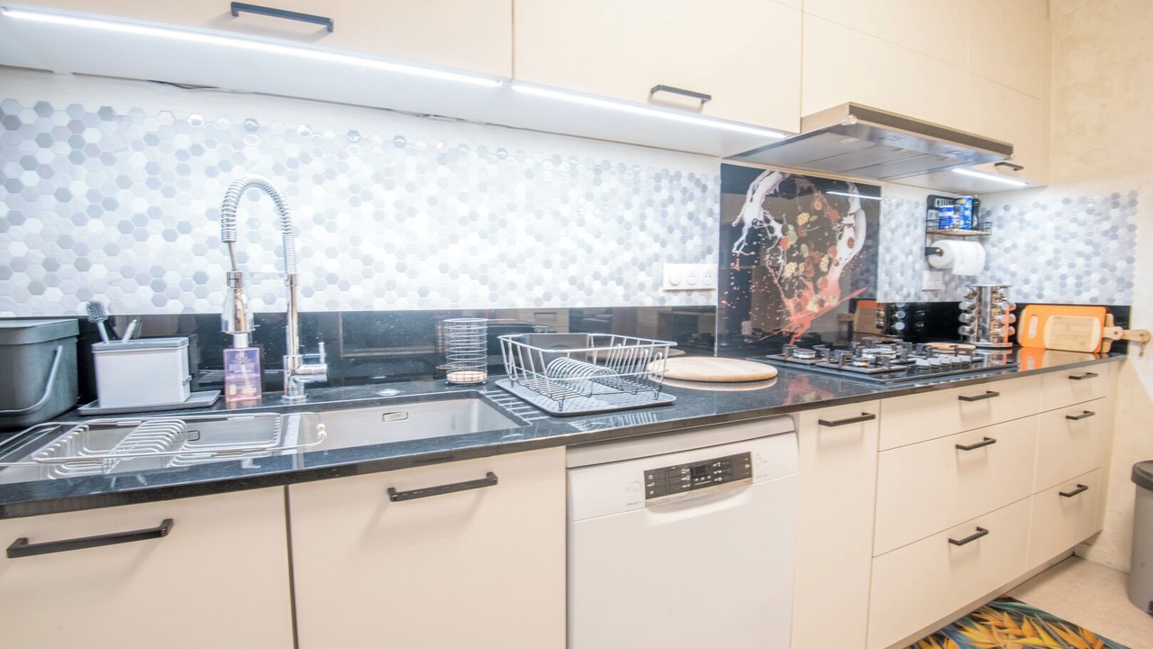 Photo of Kitchen in Saint-Melaine-sur-Aubance