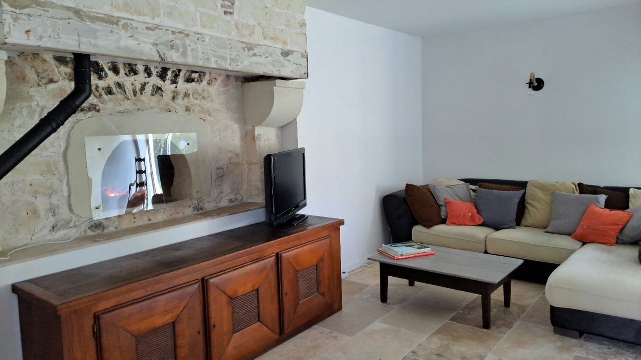 Photo of Livingroom in Heugnes
