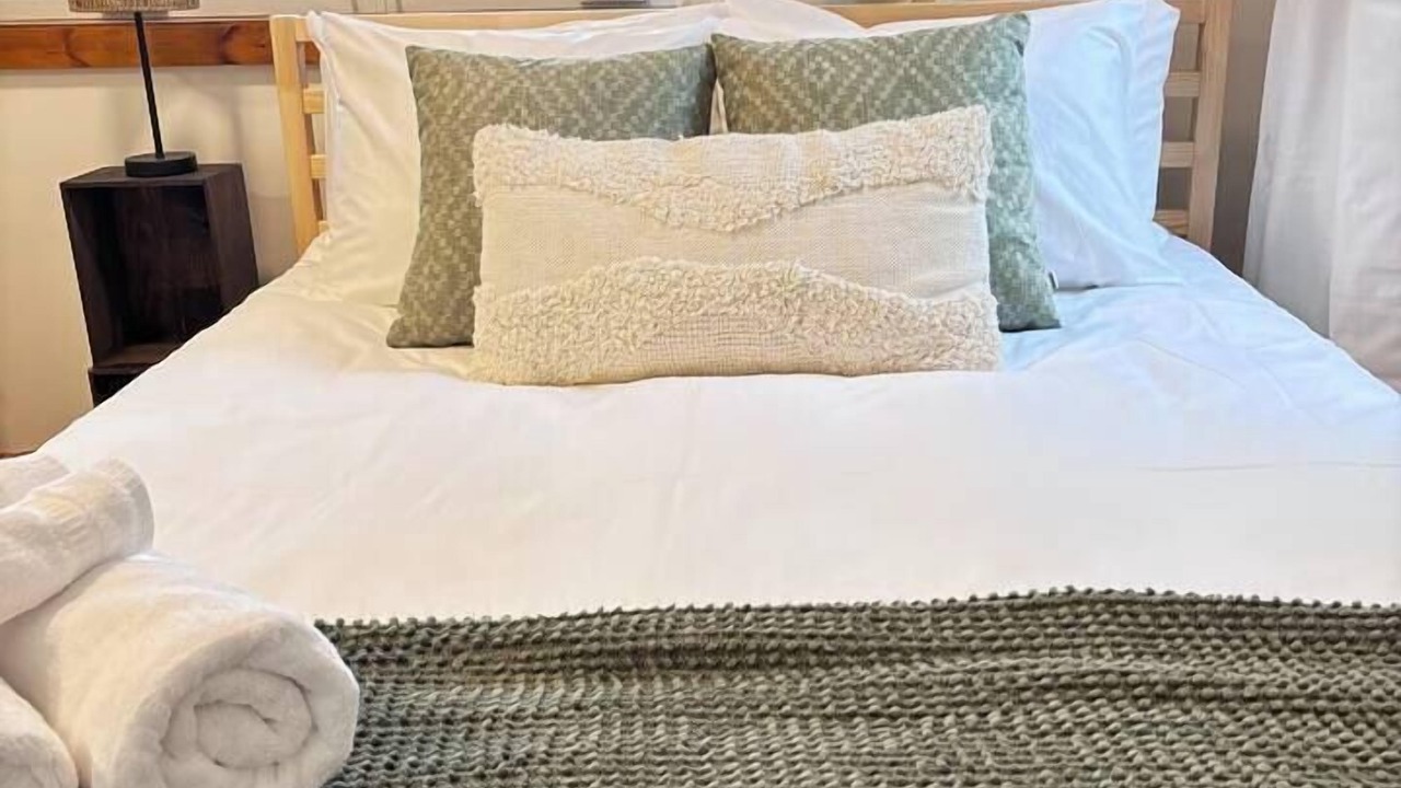 Photo of Bedroom in Sainte-Marguerite-du-Lac-Masson