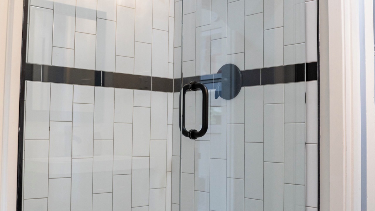 Photo of Bathroom in Central Gardens