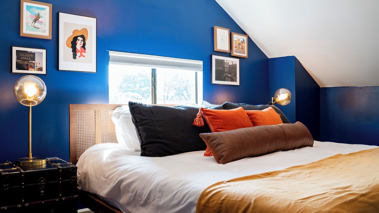 Photo of Bedroom in Central Gardens
