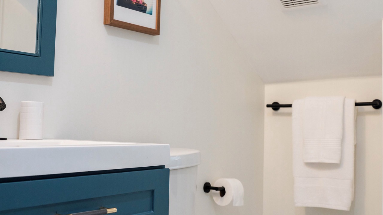Photo of Bathroom in Central Gardens