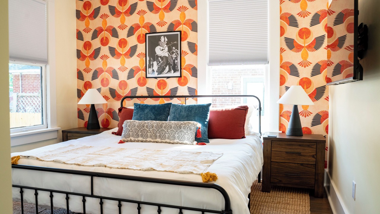 Photo of Bedroom in Central Gardens