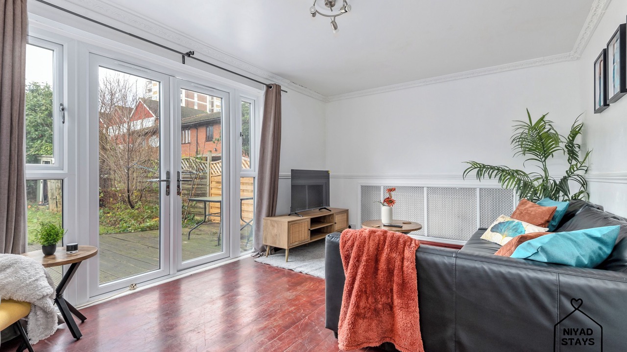 Photo of Livingroom in Tottenham Hale
