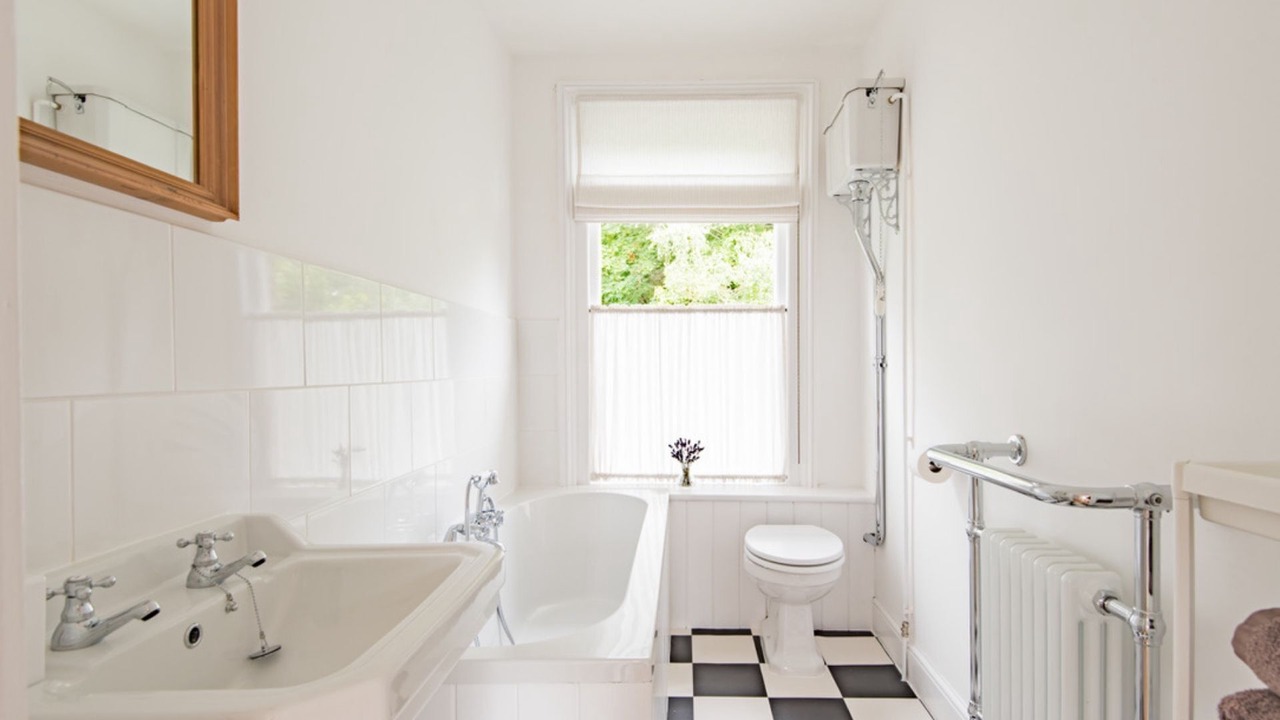 Photo of Bathroom in Sandwich