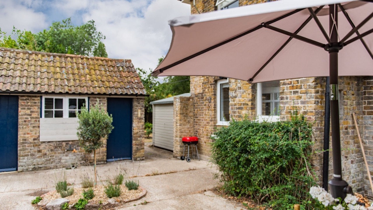 Photo of Outdoor in Sandwich