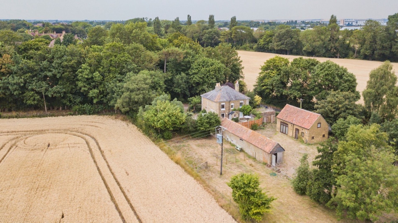 Photo of Outdoor in Sandwich