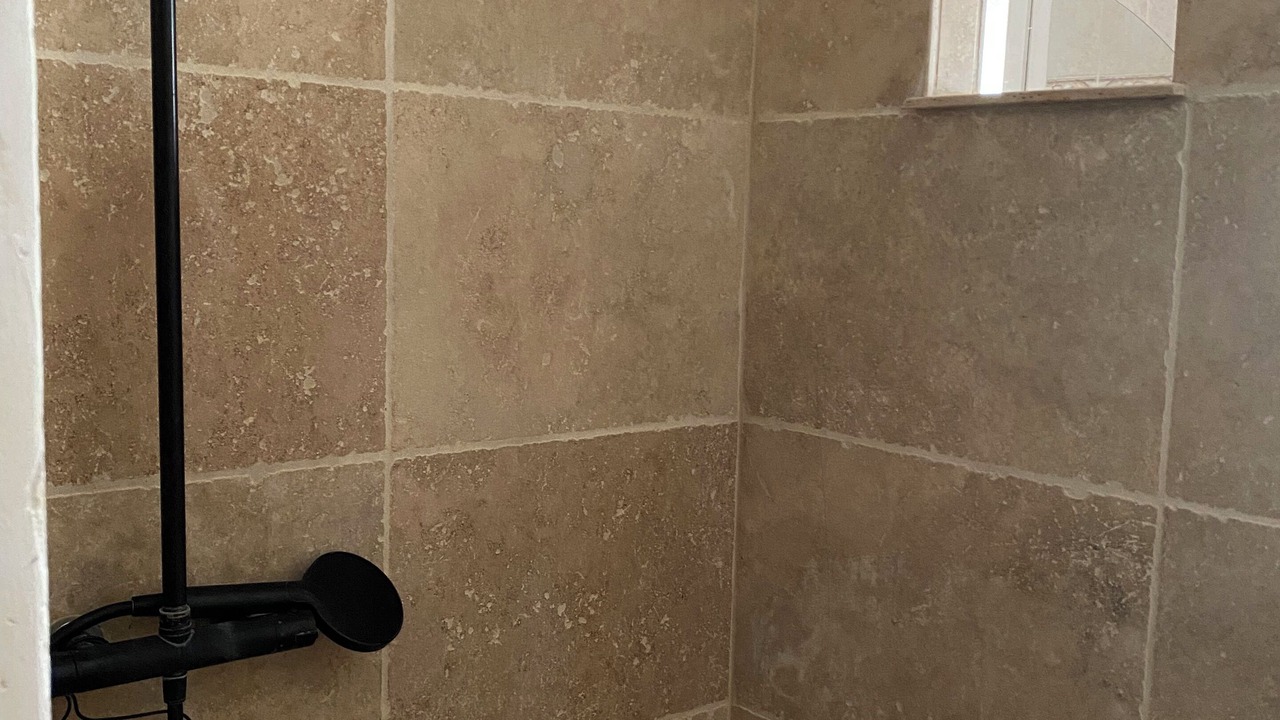 Photo of Bathroom in Oraison