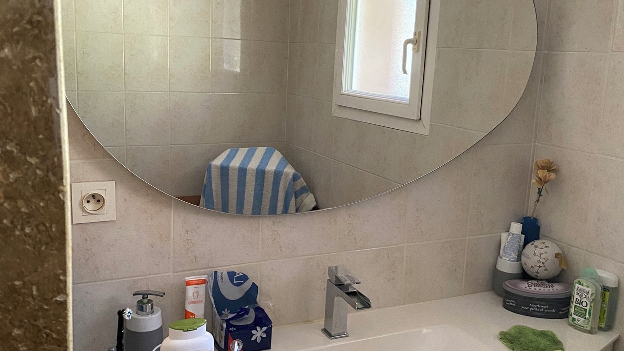 Photo of Bathroom in Oraison