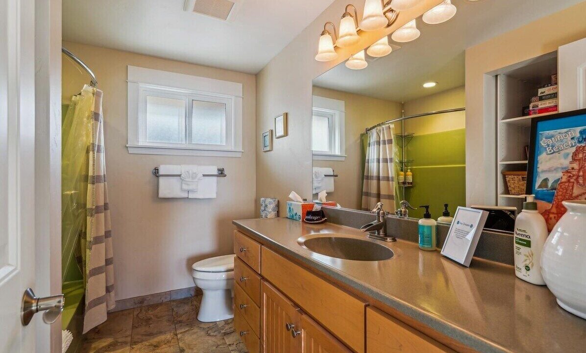 Photo of Bathroom in Tolovana Park