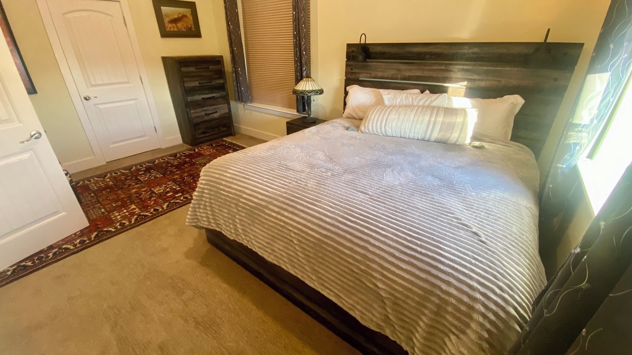Photo of Bedroom in Gunnison