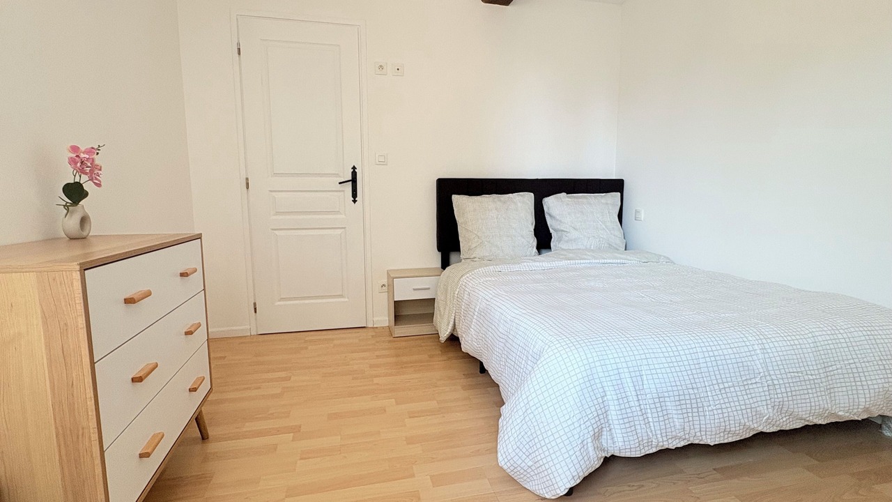 Photo of Bedroom in Beaucroissant