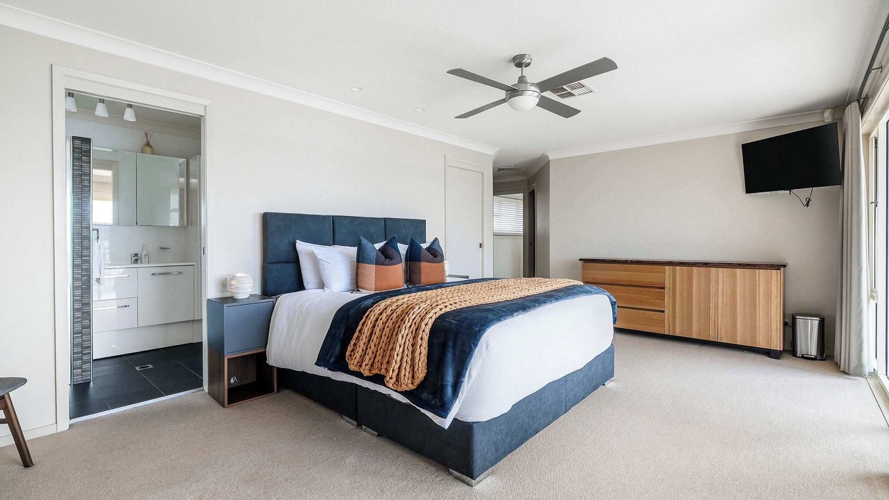 Photo of Bedroom in Point Clare