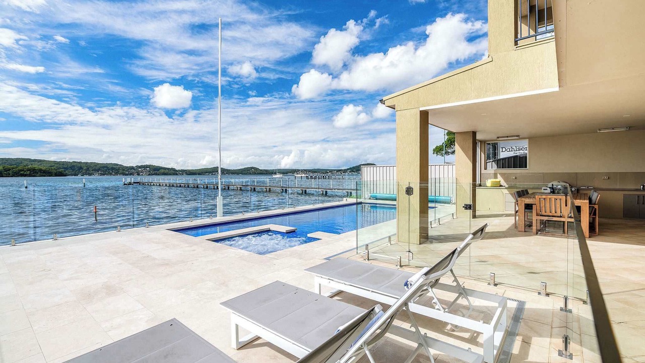 Photo of Patio Balcony in Point Clare