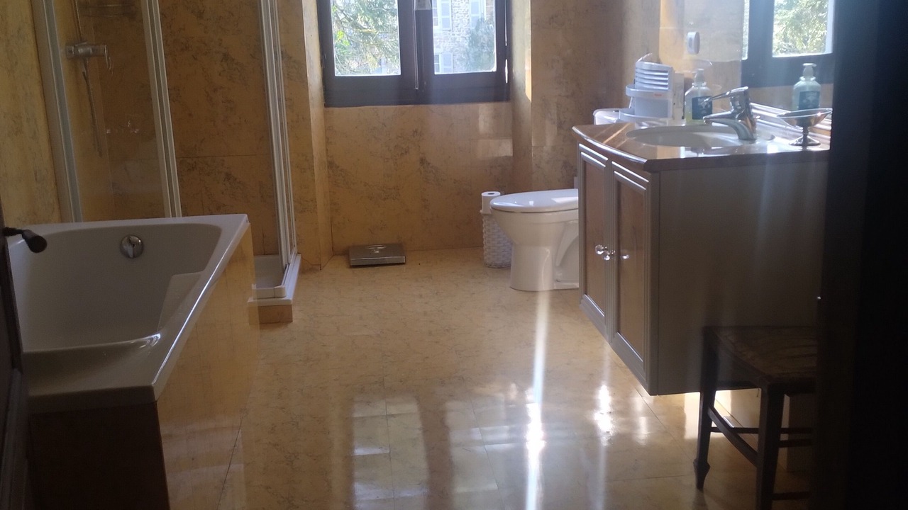 Photo of Bathroom in Rivehaute