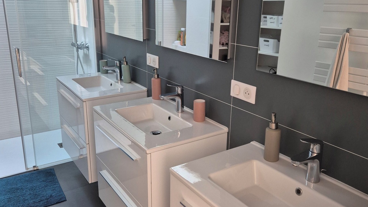 Photo of Bathroom in Saint-Marc-sur-Mer