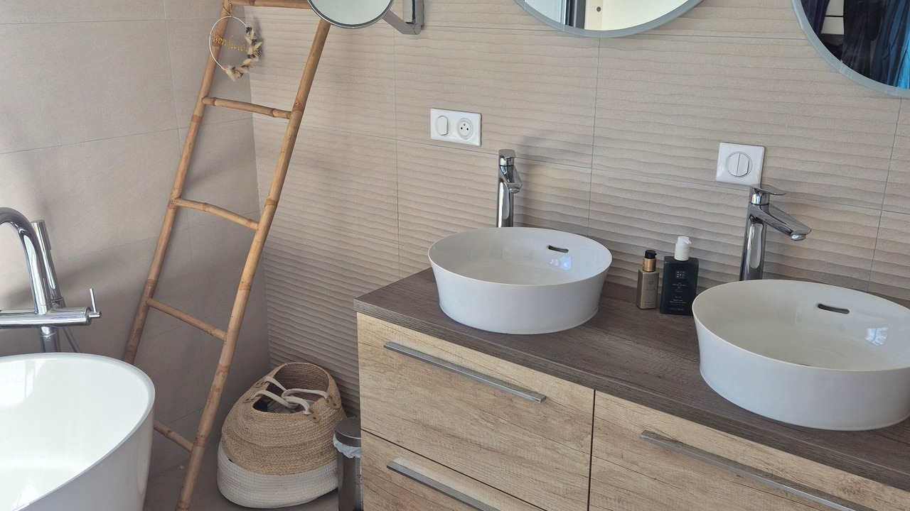 Photo of Bathroom in Saint-Marc-sur-Mer