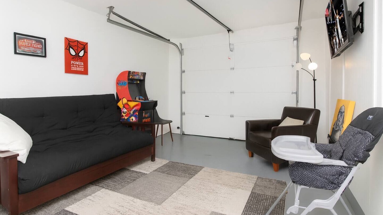 Photo of Livingroom in Shearer Hills - Ridgeview