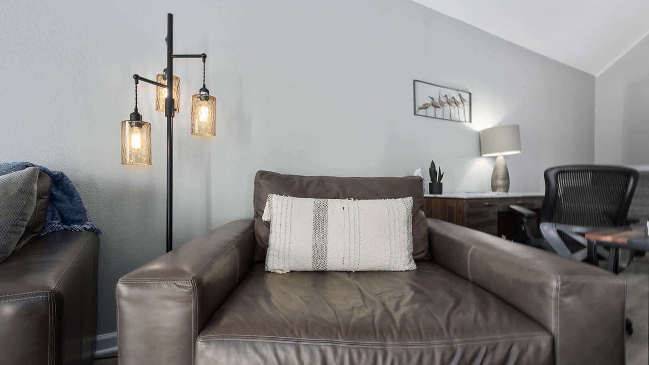 Photo of Livingroom in New Century