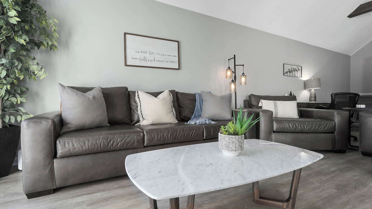 Photo of Livingroom in New Century