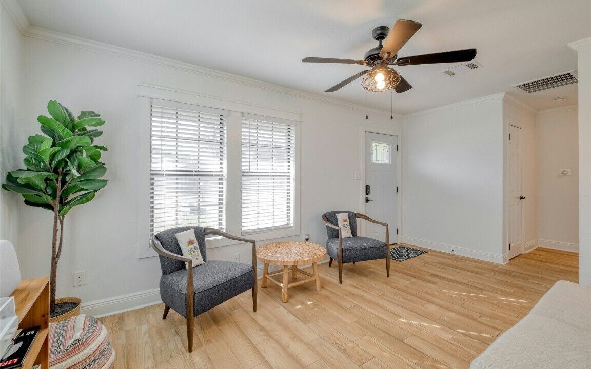 Photo of Livingroom in Georgetown