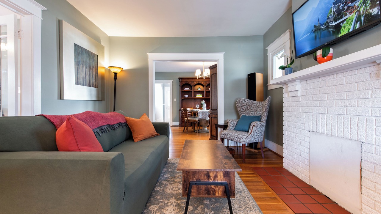 Photo of Livingroom in Beechmont