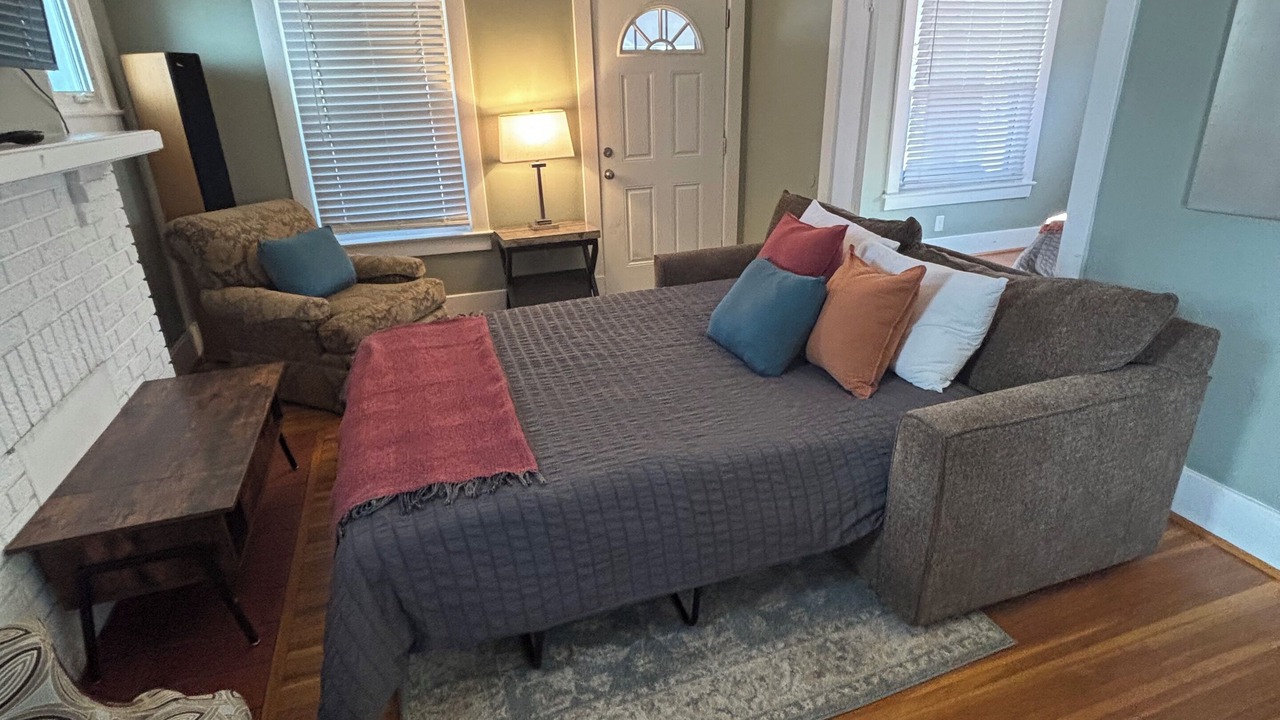 Photo of Bedroom in Beechmont