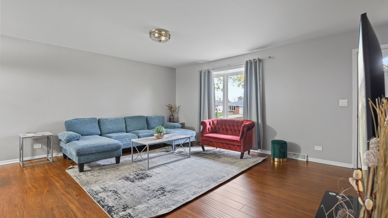 Photo of Livingroom in Darien