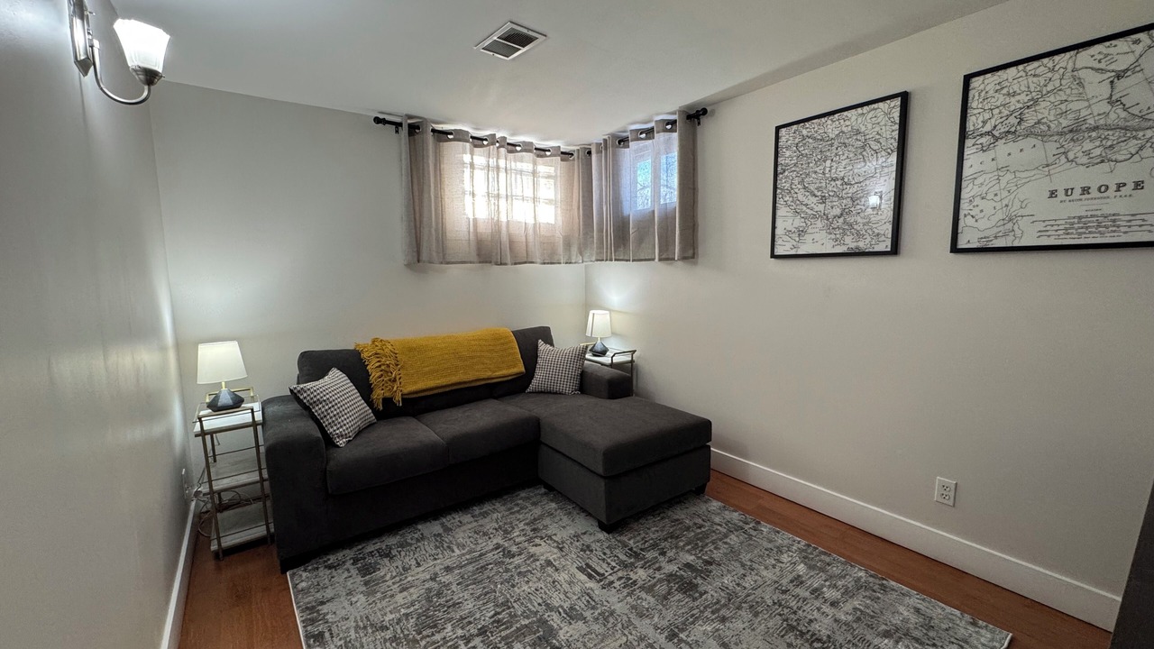 Photo of Livingroom in Thunder Bay