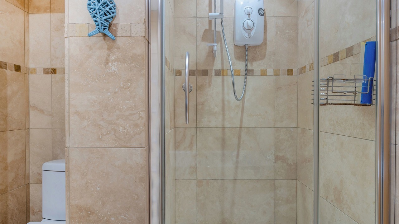 Photo of Bathroom in Roundham